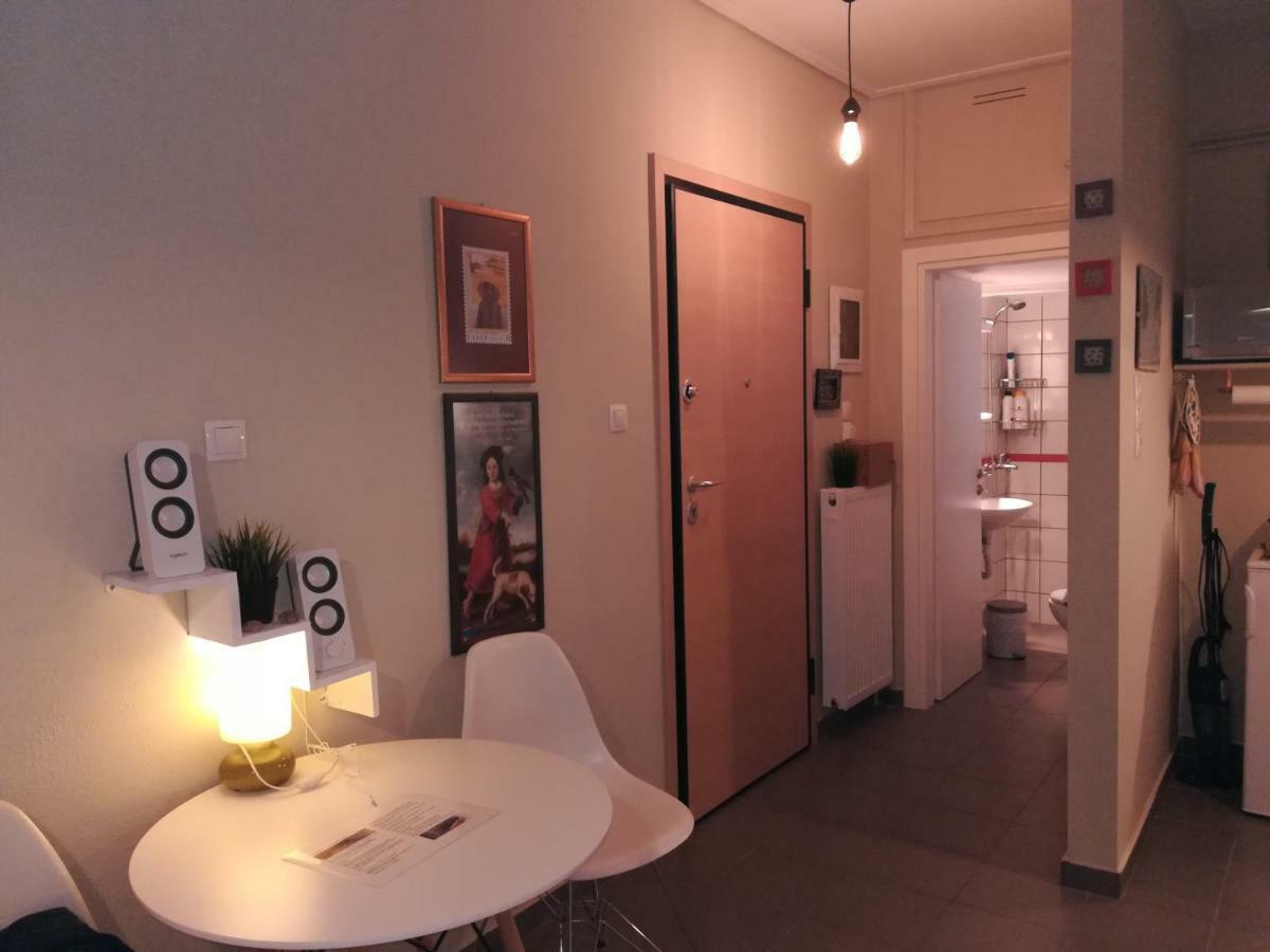 Koukaki Ideal Studio For 2 Athens Luaran gambar