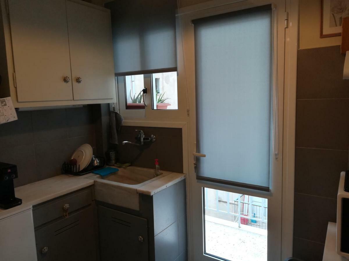 Koukaki Ideal Studio For 2 Athens Bilik gambar